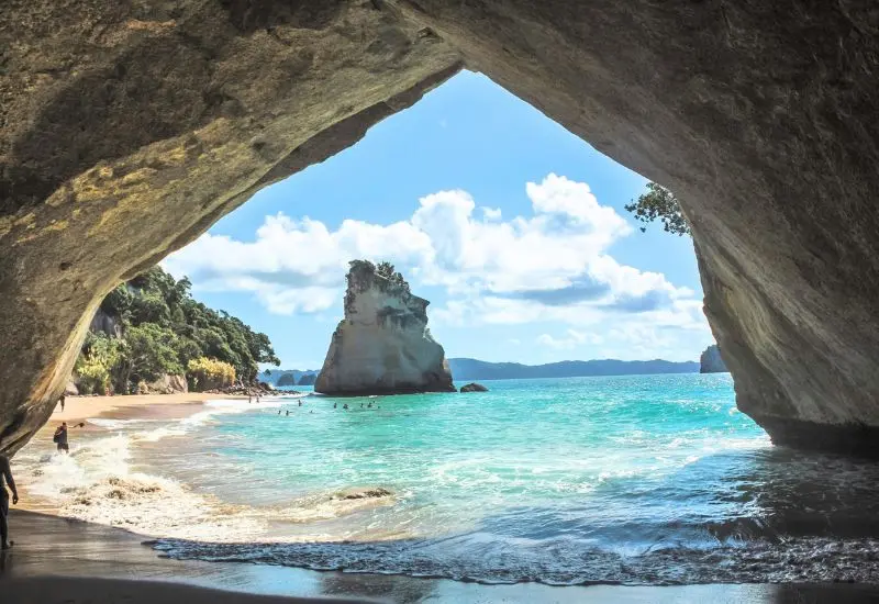 23 Day North & South Island Wonders