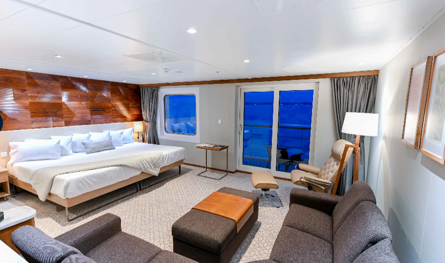 Bridge Deck Balcony Suite